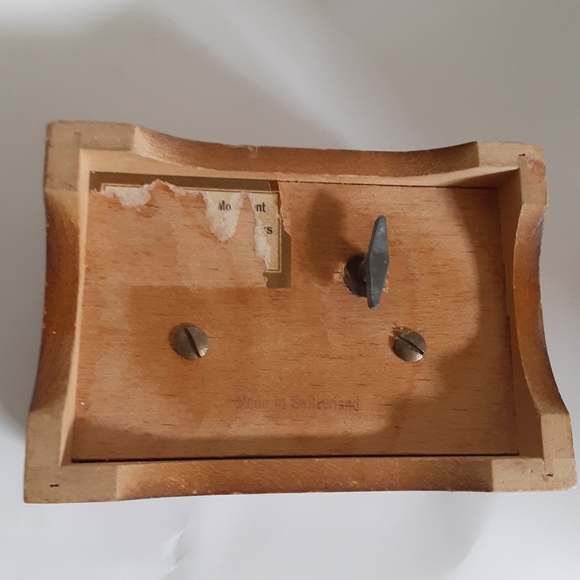 Vtg Thorens small wood music  box - Picture 2 of 11